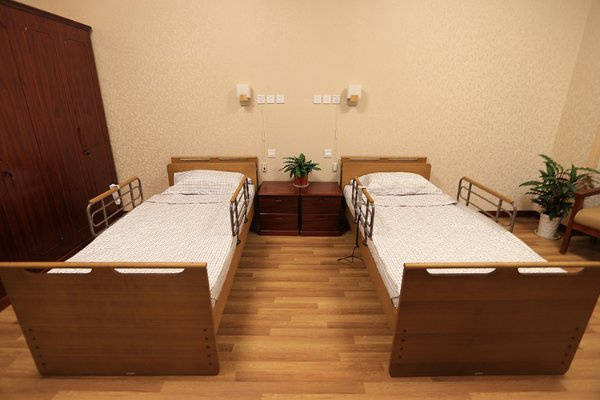 专收术后康复老人哪家护理院有专业康复设施？幸福颐养护理院、天坛兆如老年养护中心配套完善 2026最新(图2)